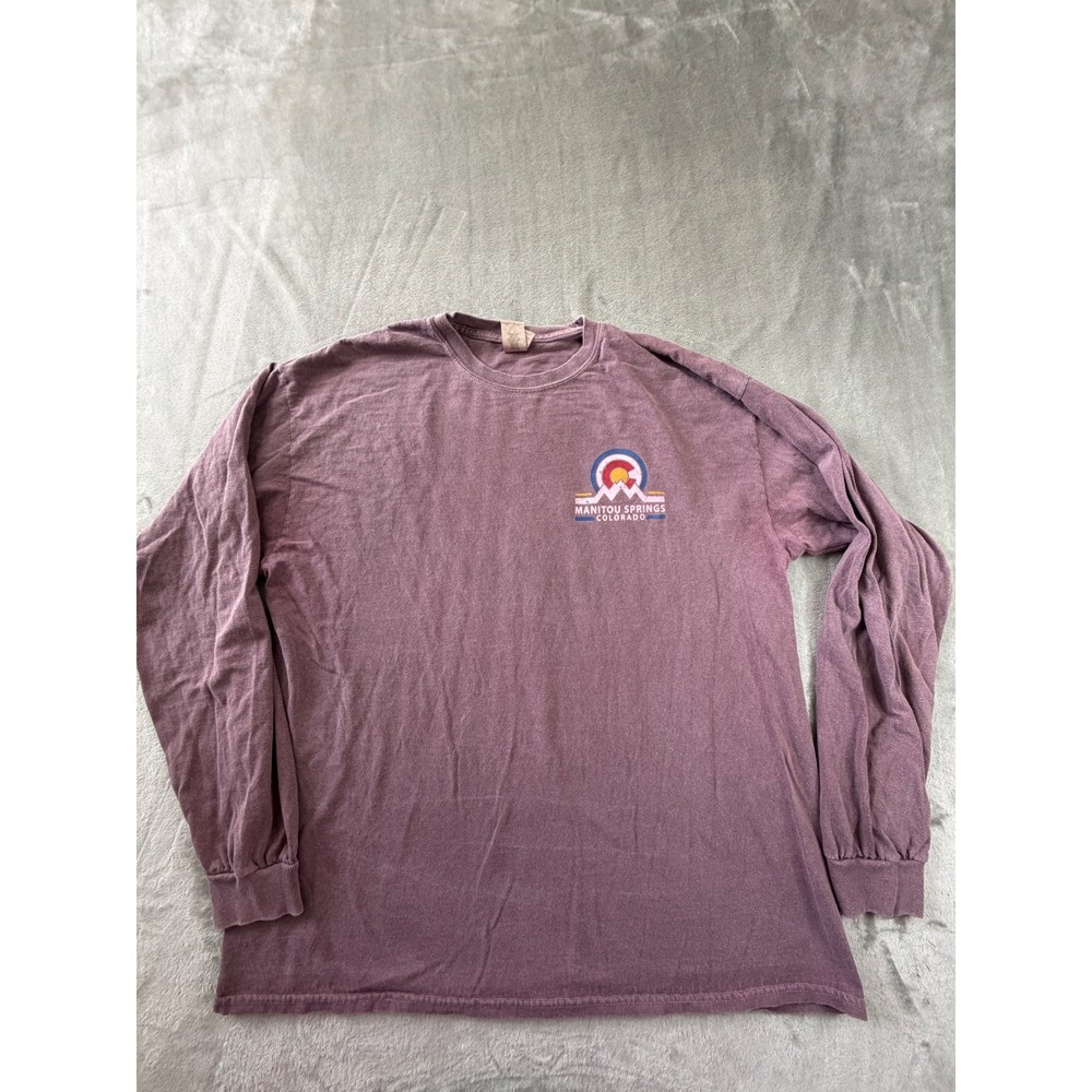 Gildan Long Sleeve T-Shirt Mens XL Purple Manitou Springs Colorado Graphic Tee